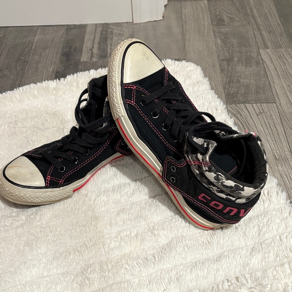 Converse women’s  Black and Pink High-Tops